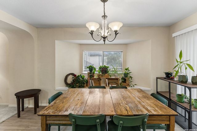 6815 KNIGHTS HVN, Live Oak, TX 78233