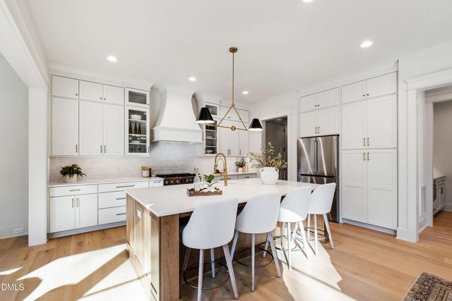 190 Clementine Way, Chapel Hill, NC 27516