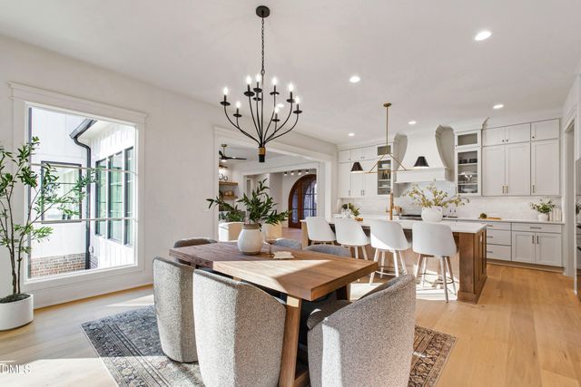 190 Clementine Way, Chapel Hill, NC 27516