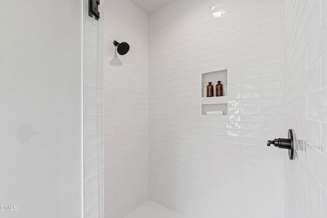 190 Clementine Way, Chapel Hill, NC 27516