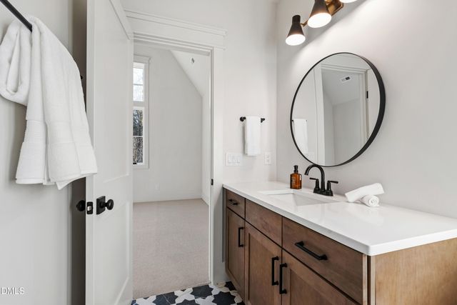 190 Clementine Way, Chapel Hill, NC 27516