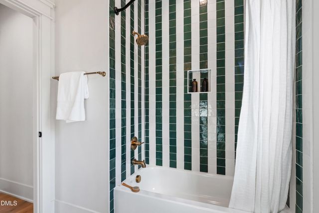 190 Clementine Way, Chapel Hill, NC 27516