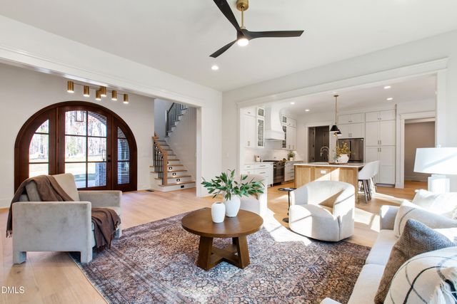 190 Clementine Way, Chapel Hill, NC 27516