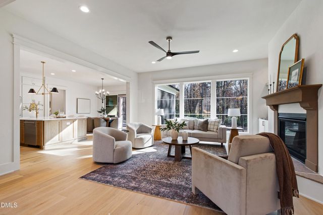 190 Clementine Way, Chapel Hill, NC 27516