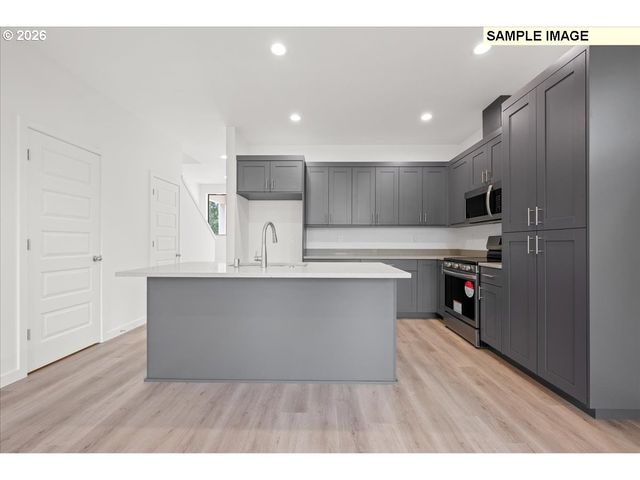 5102 Ne 113TH Loop, Vancouver, WA 98686