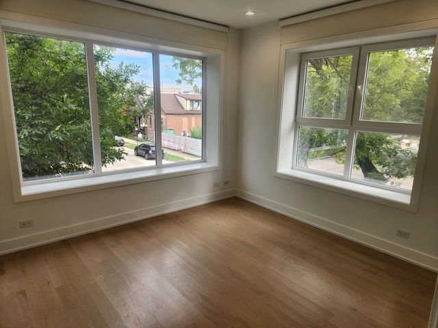 2202 W Race Avenue 2E, Chicago, IL 60612