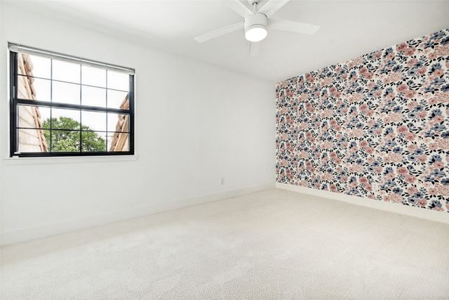 7640 W Greenway Boulevard 8H, Dallas, TX 75209