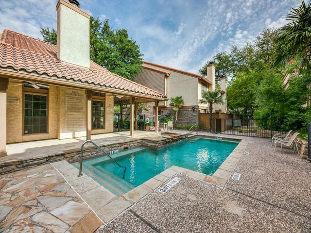 7640 W Greenway Boulevard 8H, Dallas, TX 75209