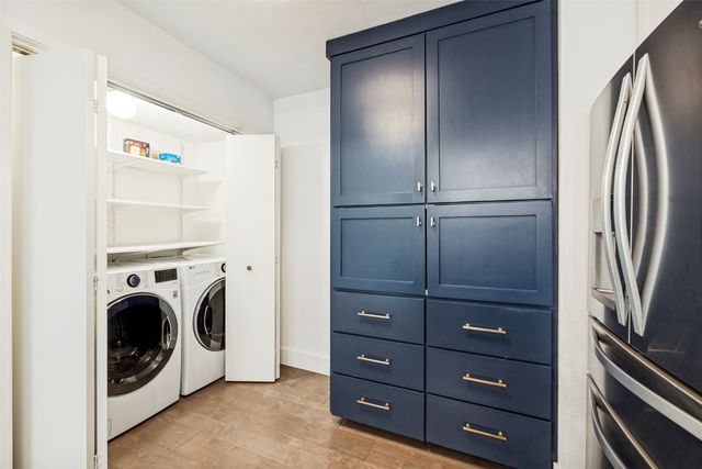 7640 W Greenway Boulevard 8H, Dallas, TX 75209