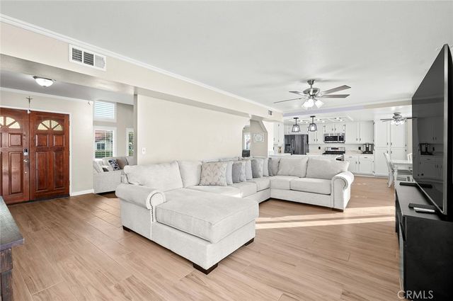 1790 N Encina, Rialto, CA 92376