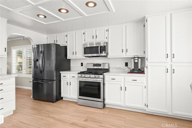 1790 N Encina, Rialto, CA 92376