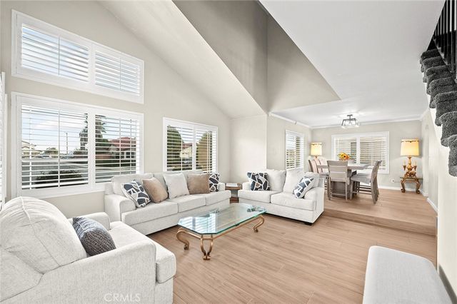 1790 N Encina, Rialto, CA 92376