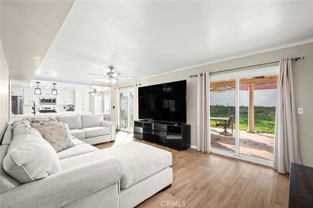 1790 N Encina, Rialto, CA 92376