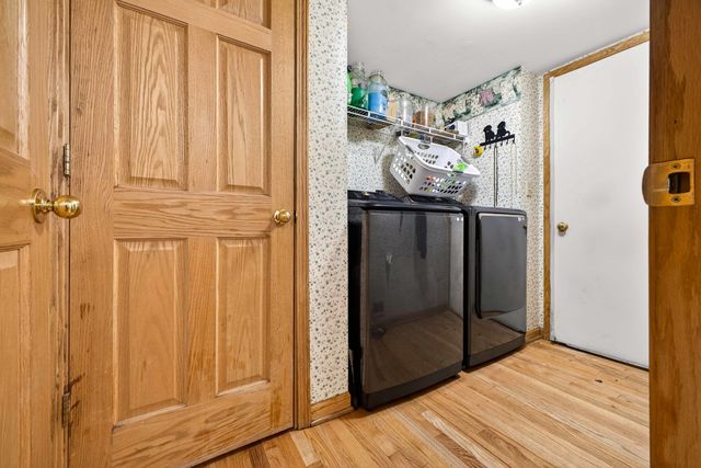 1675 Napa Drive, Gurnee, IL 60031