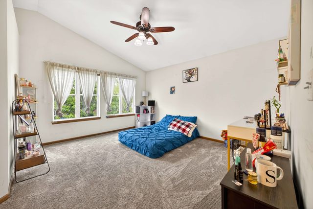 1675 Napa Drive, Gurnee, IL 60031