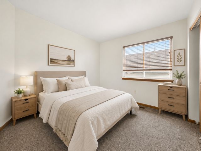 1675 Napa Drive, Gurnee, IL 60031
