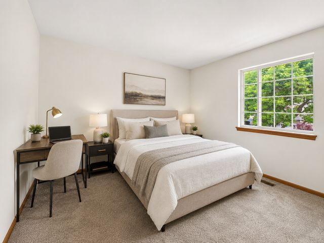1675 Napa Drive, Gurnee, IL 60031