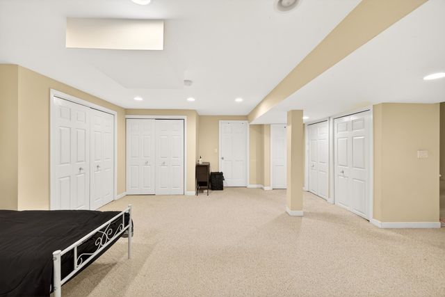 1675 Napa Drive, Gurnee, IL 60031