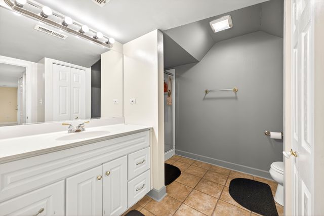 1675 Napa Drive, Gurnee, IL 60031