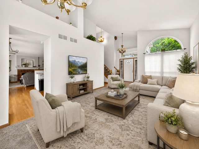 1675 Napa Drive, Gurnee, IL 60031