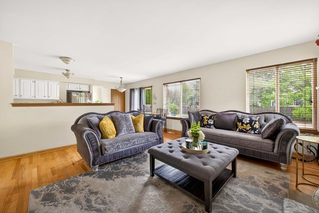 1675 Napa Drive, Gurnee, IL 60031