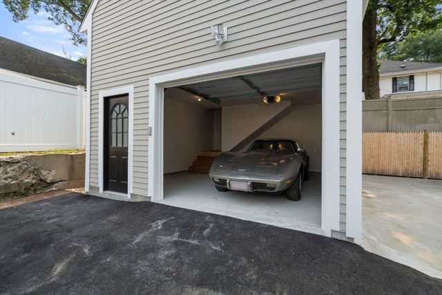 24 N Byron Ave, Brockton, MA 02301