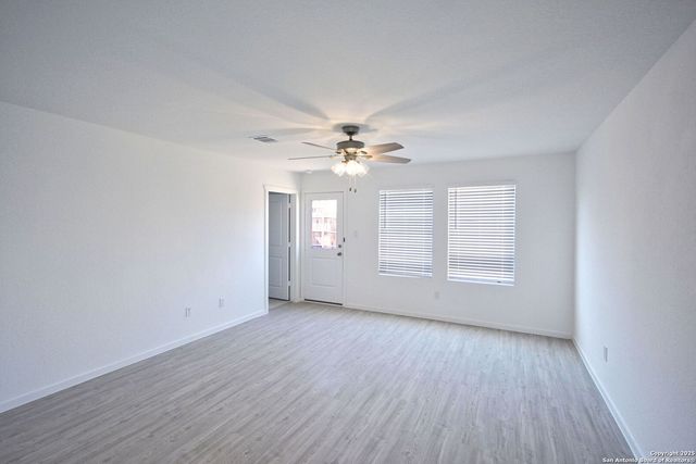 206 Charles Way, Marion, TX 78124