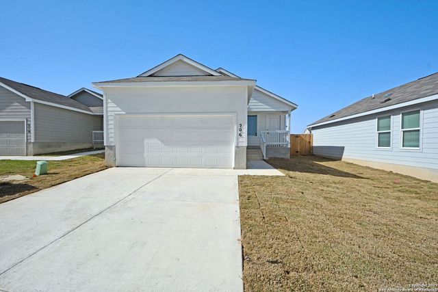 206 Charles Way, Marion, TX 78124