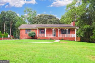 555 Janice Drive, Fayetteville, GA 30214