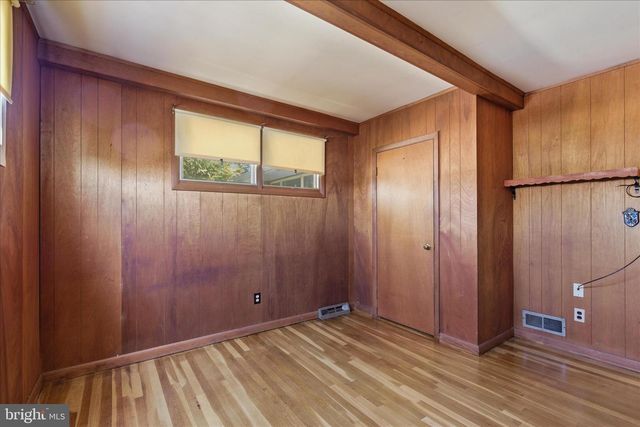 2423 HARWOOD RD, Parkville, MD 21234