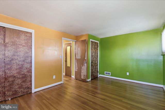 2423 HARWOOD RD, Parkville, MD 21234