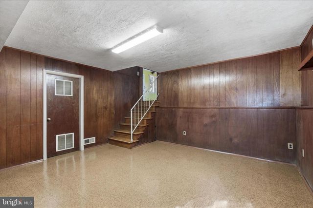 2423 HARWOOD RD, Parkville, MD 21234