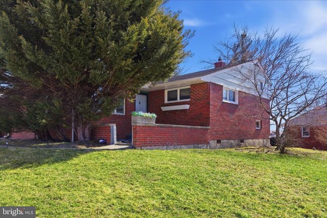 2423 HARWOOD RD, Parkville, MD 21234