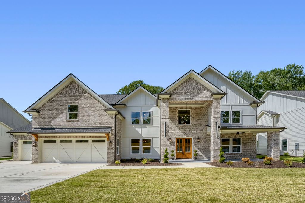 952 Cooper Road, Grayson, GA 30017