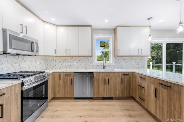 3 Sylvan Place, New Rochelle, NY 10801