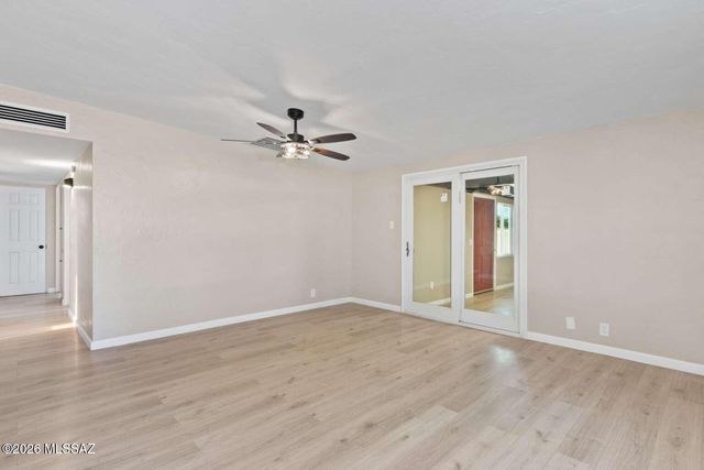 634 S Kellond Place, Tucson, AZ 85710