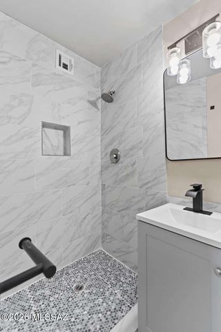 634 S Kellond Place, Tucson, AZ 85710