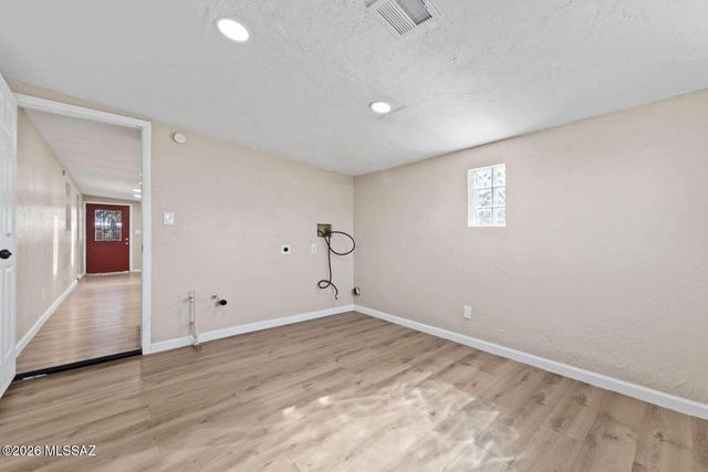 634 S Kellond Place, Tucson, AZ 85710