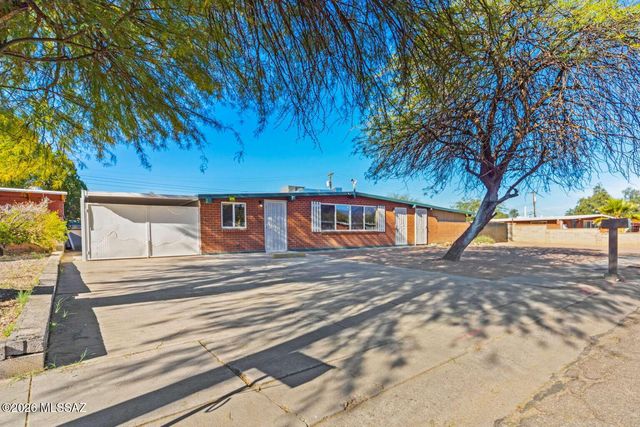 634 S Kellond Place, Tucson, AZ 85710