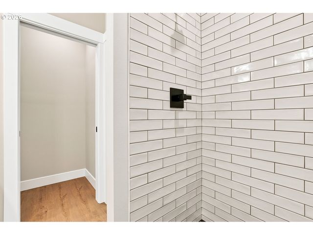 449 Sw 15th Ave, Canby, OR 97013