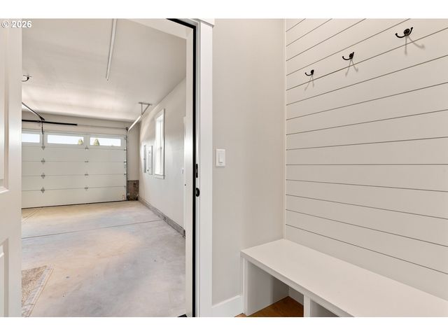 449 Sw 15th Ave, Canby, OR 97013