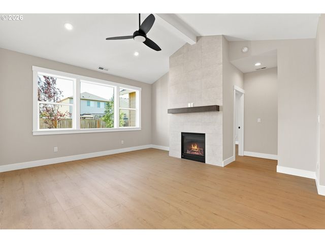 449 Sw 15th Ave, Canby, OR 97013