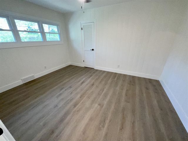 2737 Meadowvale Drive, Grand Rapids, MI 49506