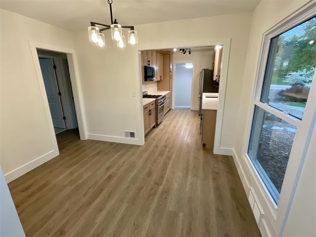 2737 Meadowvale Drive, Grand Rapids, MI 49506