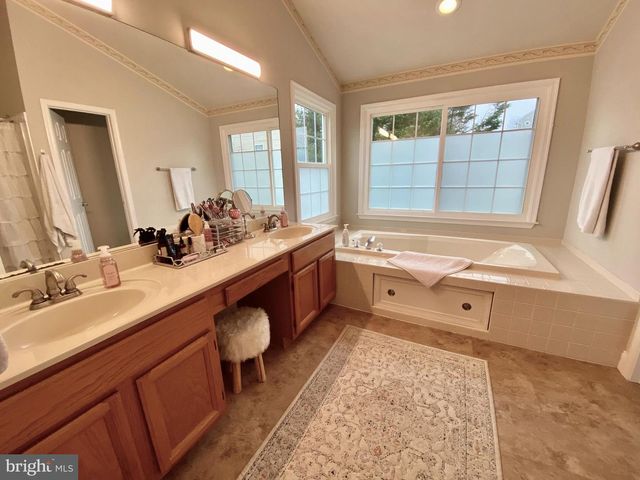 2 EASTBROOK CT, Stafford, VA 22554