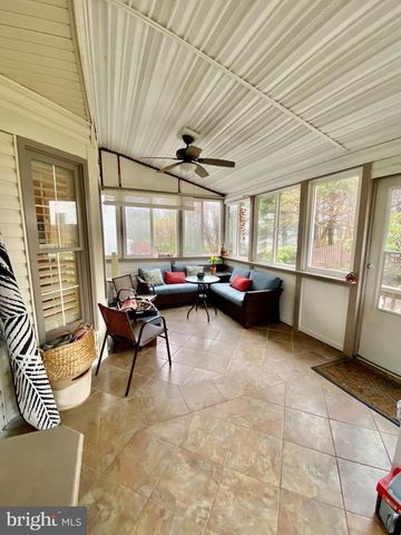 2 EASTBROOK CT, Stafford, VA 22554