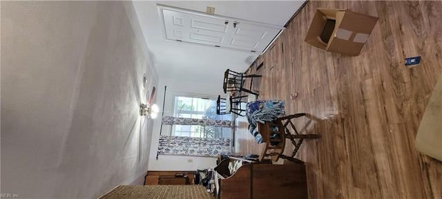 902 Laurel AVE, Chesapeake, VA 23325