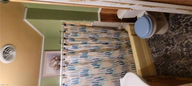 902 Laurel AVE, Chesapeake, VA 23325