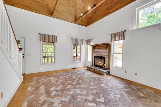 148 Stegall Mill Ridge, Ellijay, GA 30536