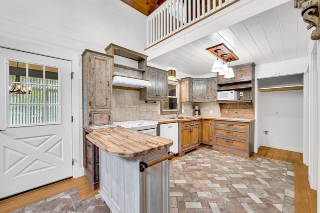 148 Stegall Mill Ridge, Ellijay, GA 30536